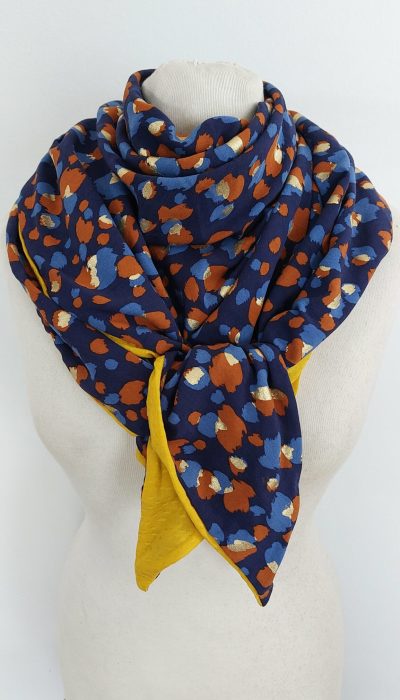La trame de soi - Foulard - Bleu teracota dore - 1.j